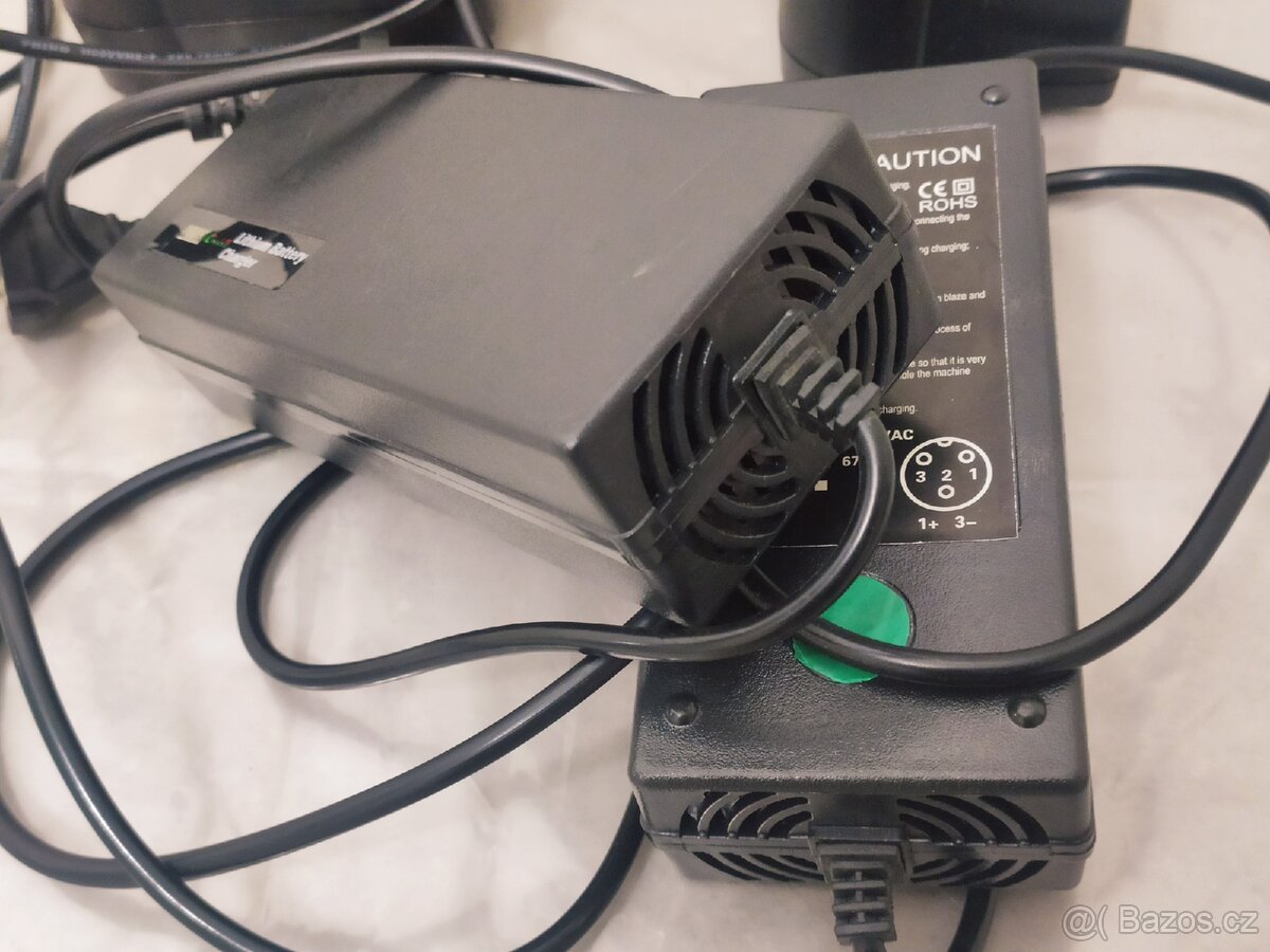 Nabíječky: BOSCH, RYOBI a Li-lon Aku 67,2V - 4