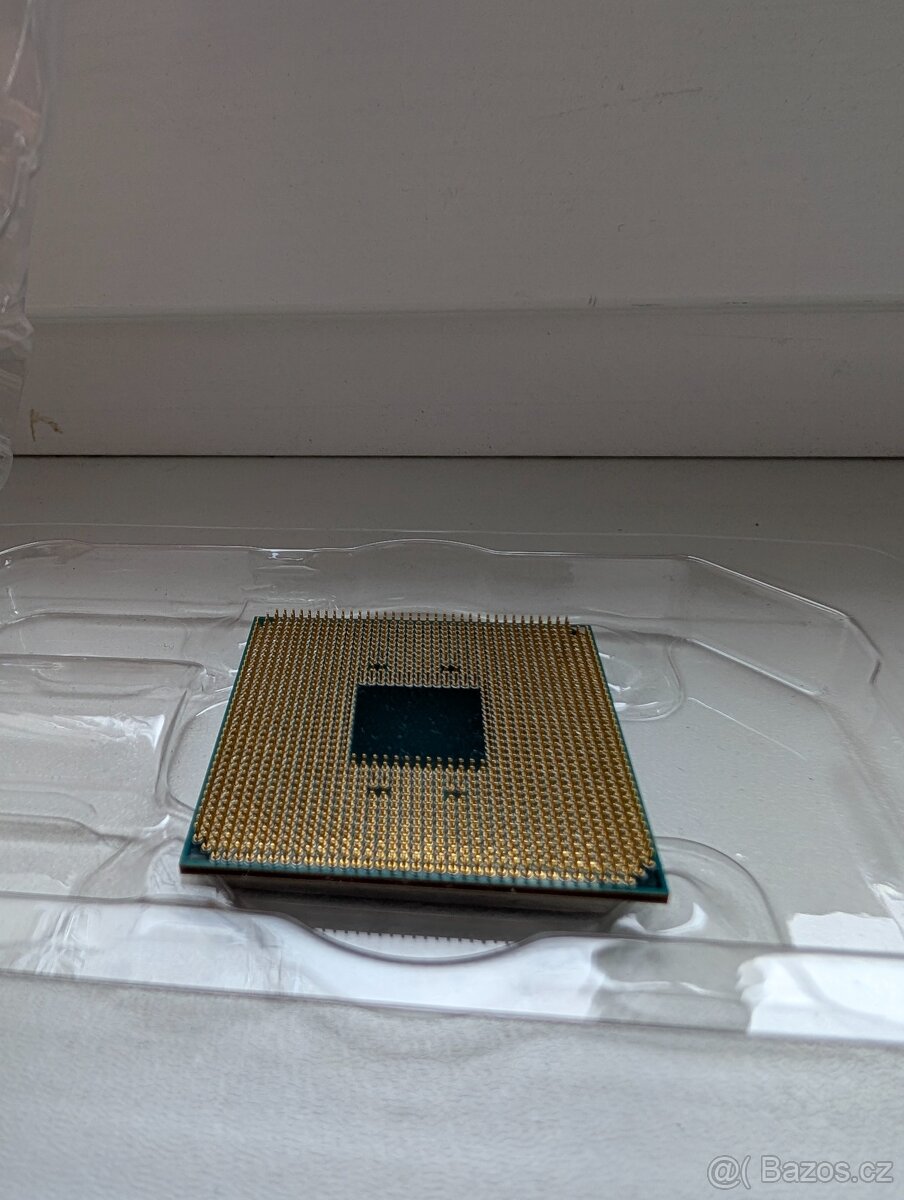 AMD RYZEN 7 2700X - 4