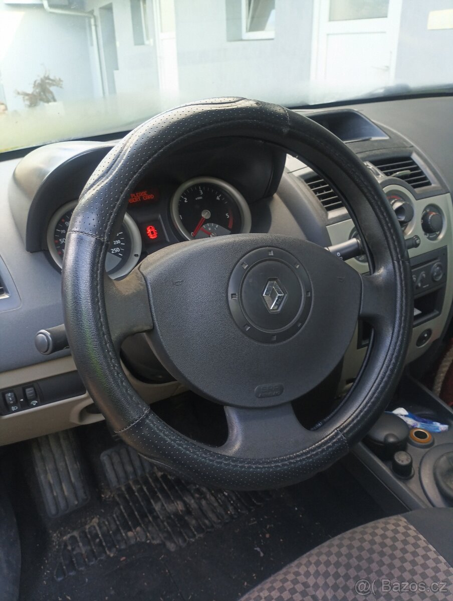Renault Megane II - 4