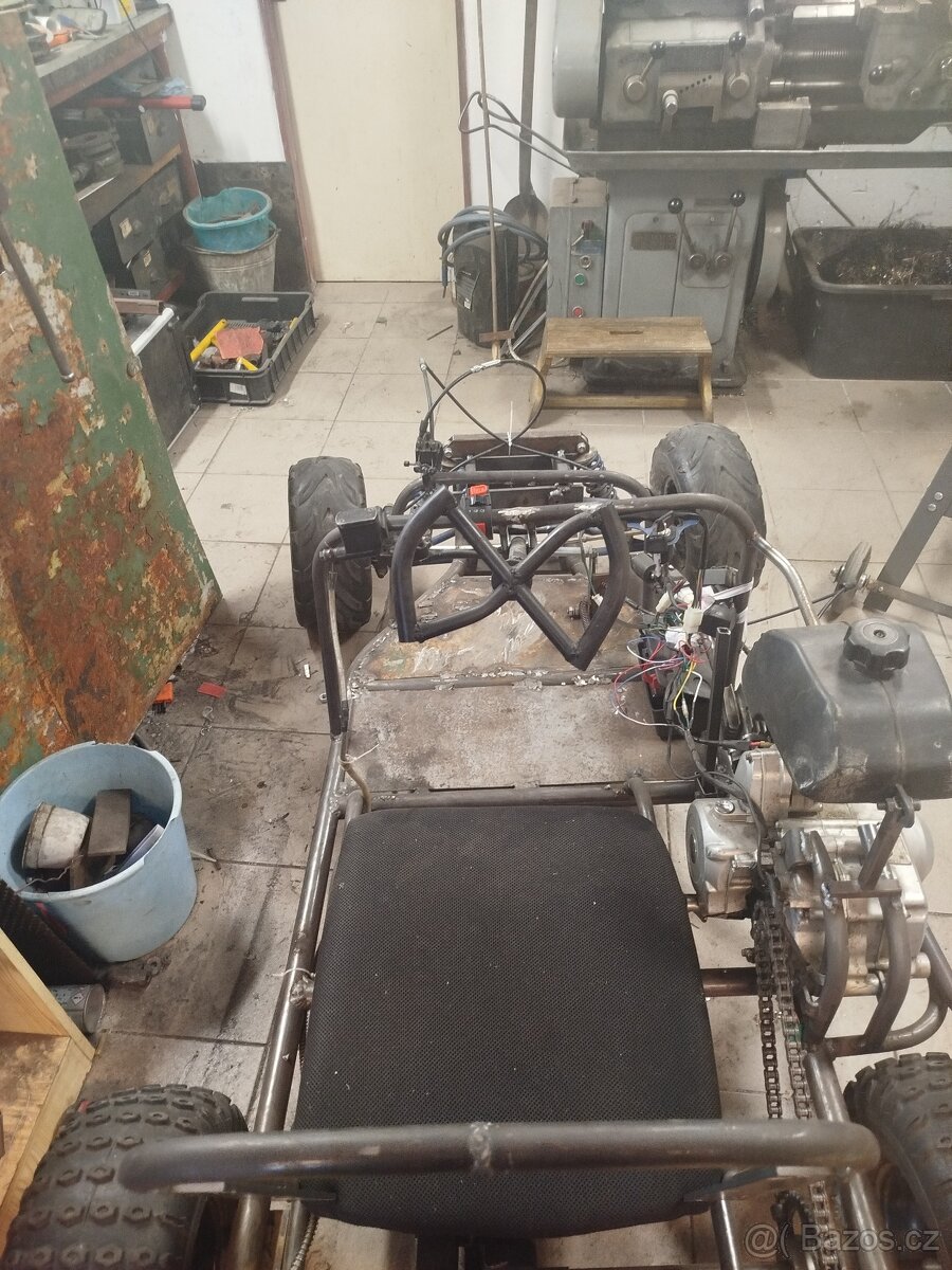 Motokára 125ccm motor že Čtyřkolky