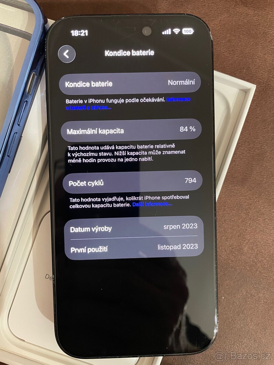 IPhone 15 Černý - 4