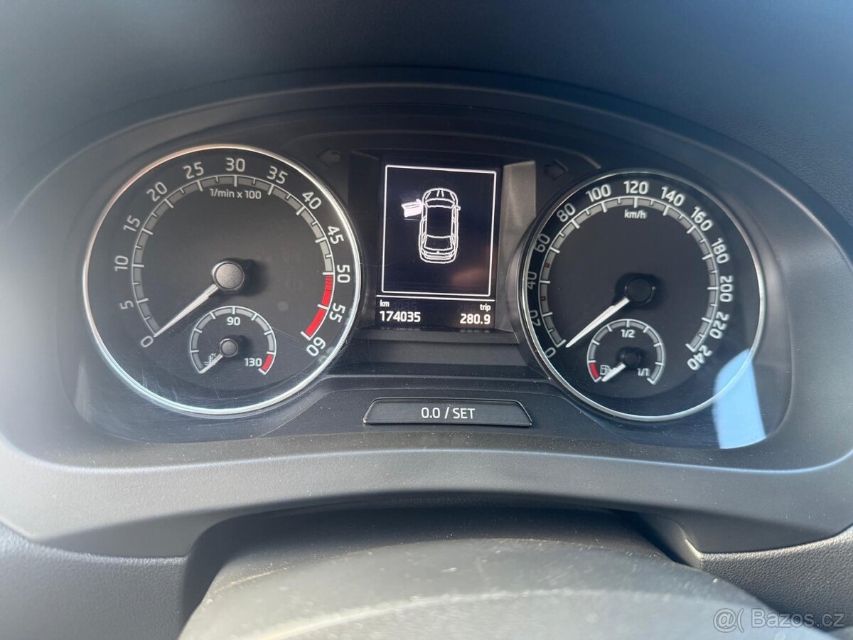 Škoda Rapid 1.4 TDI, automat, 2017 - 4