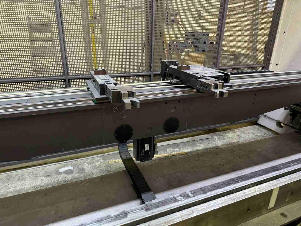 Lisy - ohraňovací Bystronic Xpert 400 x 5100 - 4