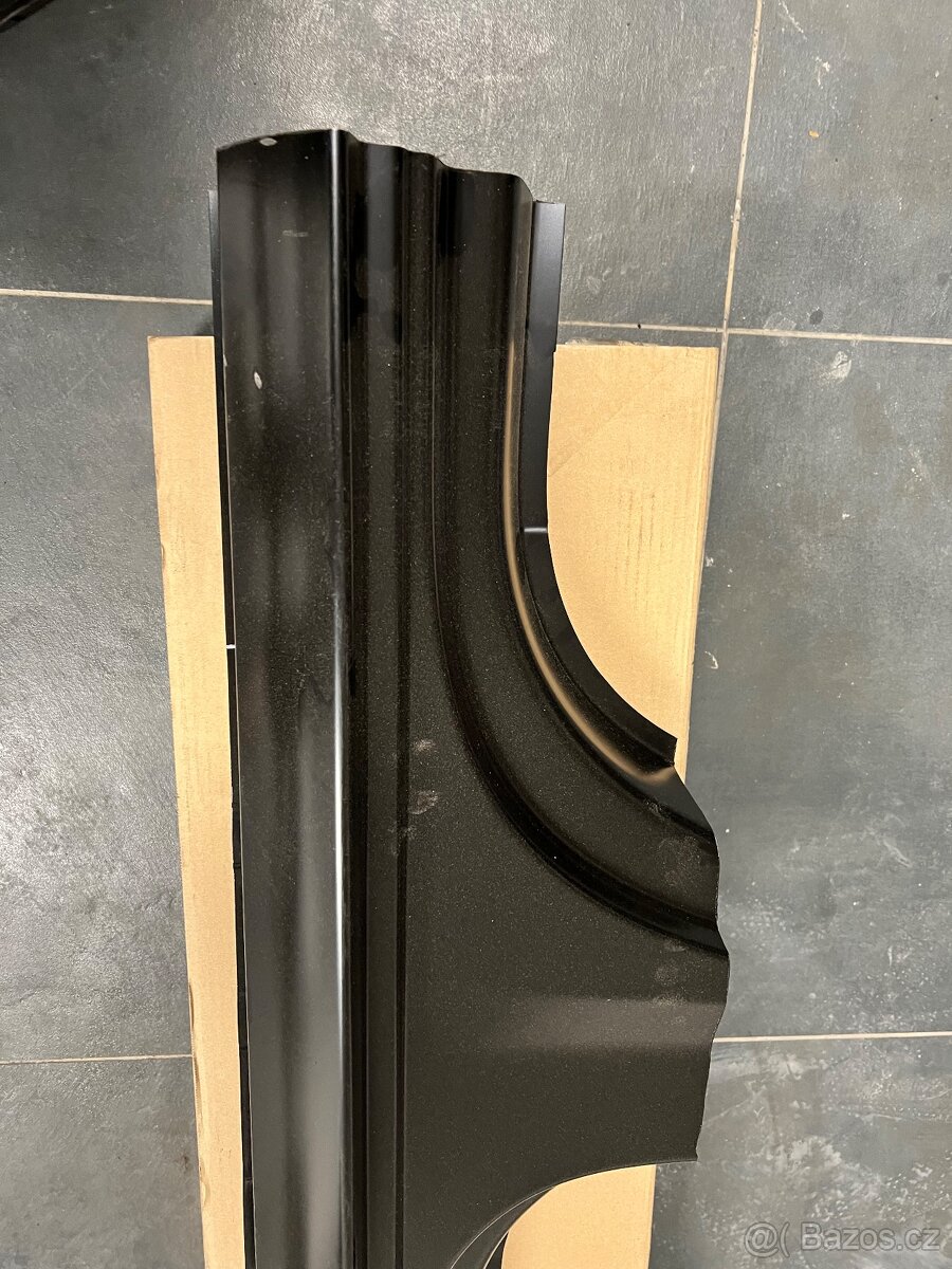 Práh Škoda Superb - 4