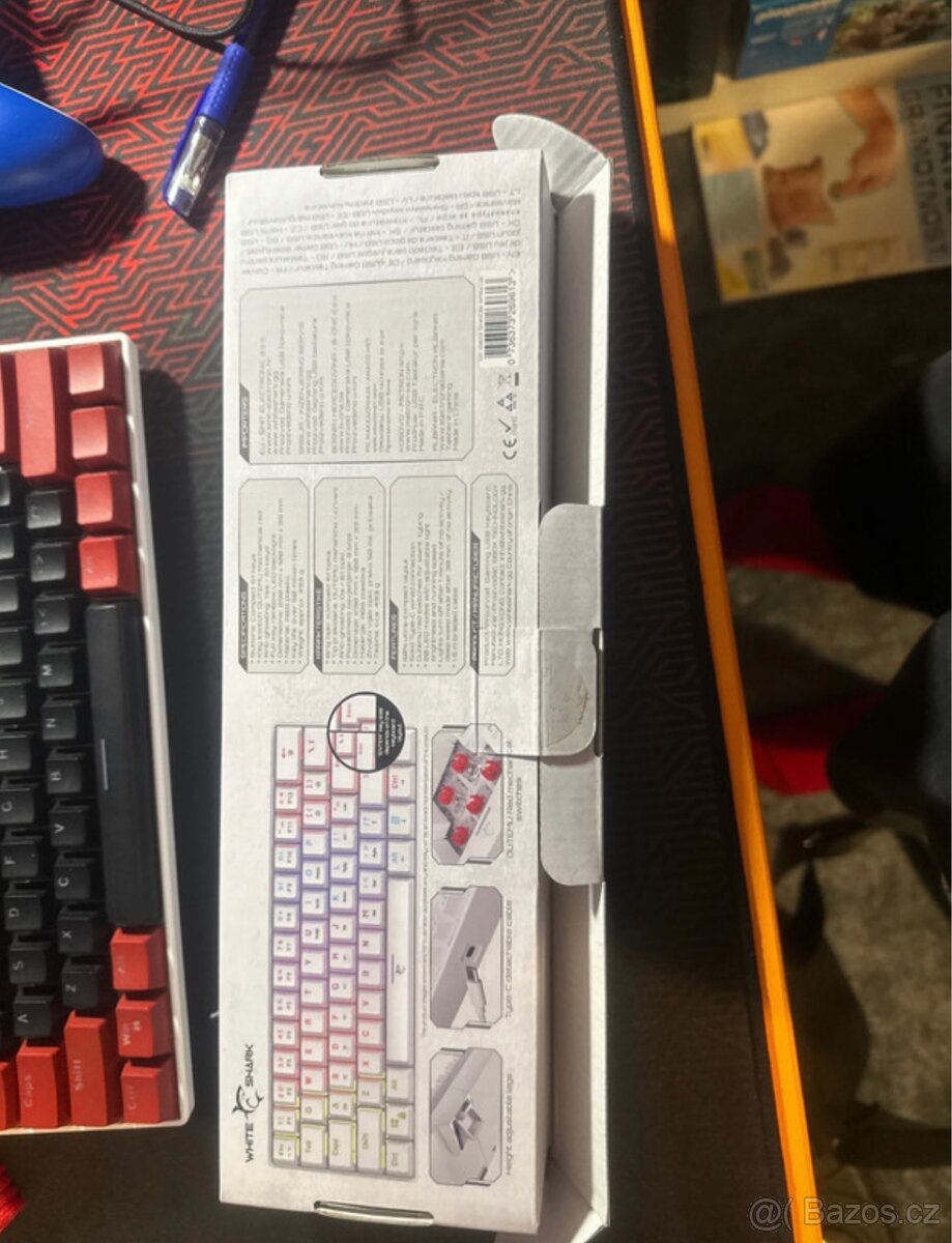 Herní drátová klávesnice - 4