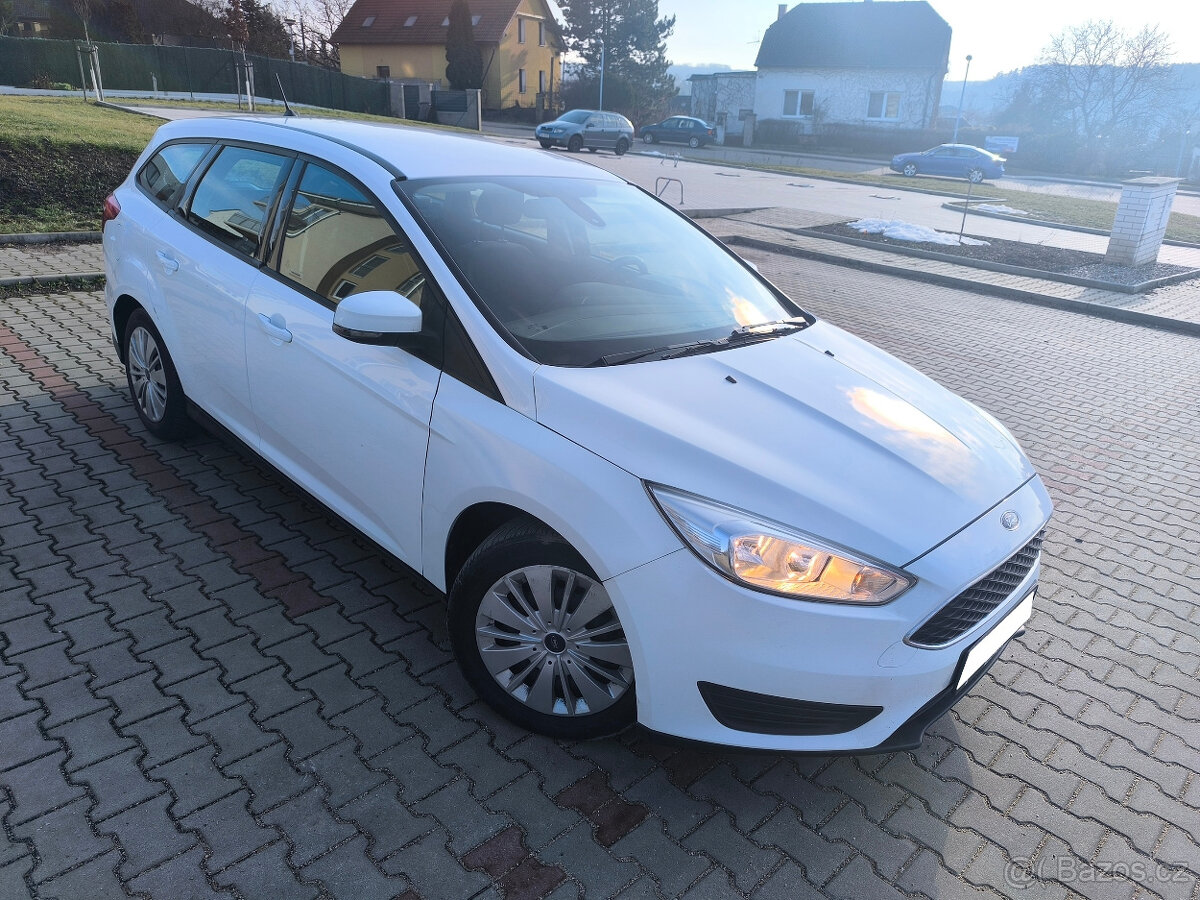 Ford Focus Turnier 1.5 TDCI Trend Plus - CEBIA - 4