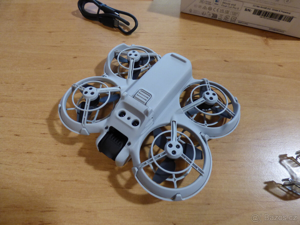 Dron DJI Neo - 4