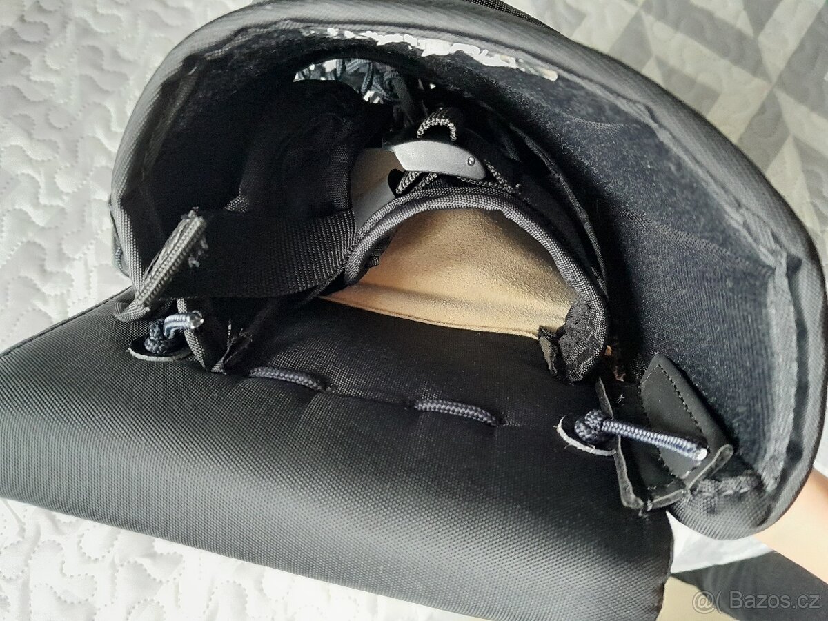 Hokejová LAPAČKA BAUER YTH - 4