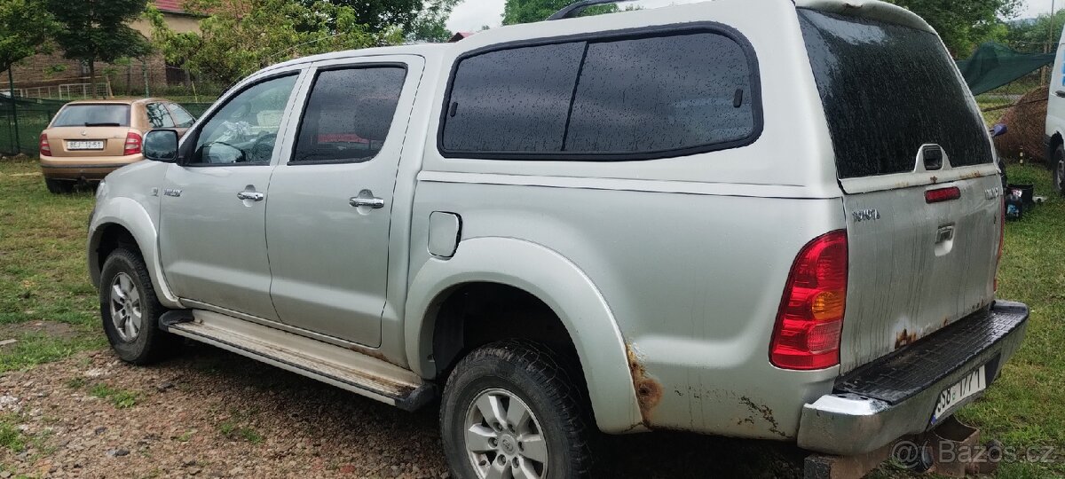 Toyota hilux 3.0d automat