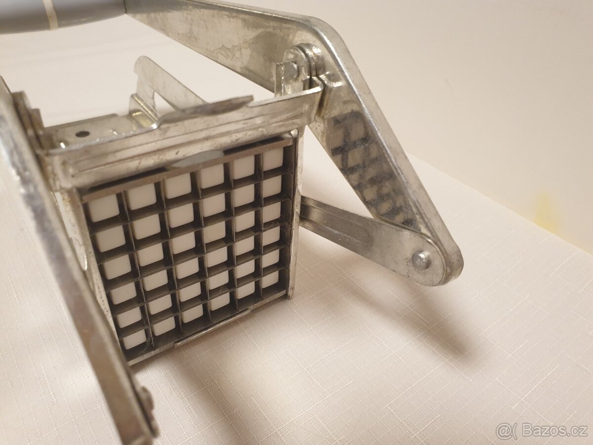 Kráječ na hranolky - 4