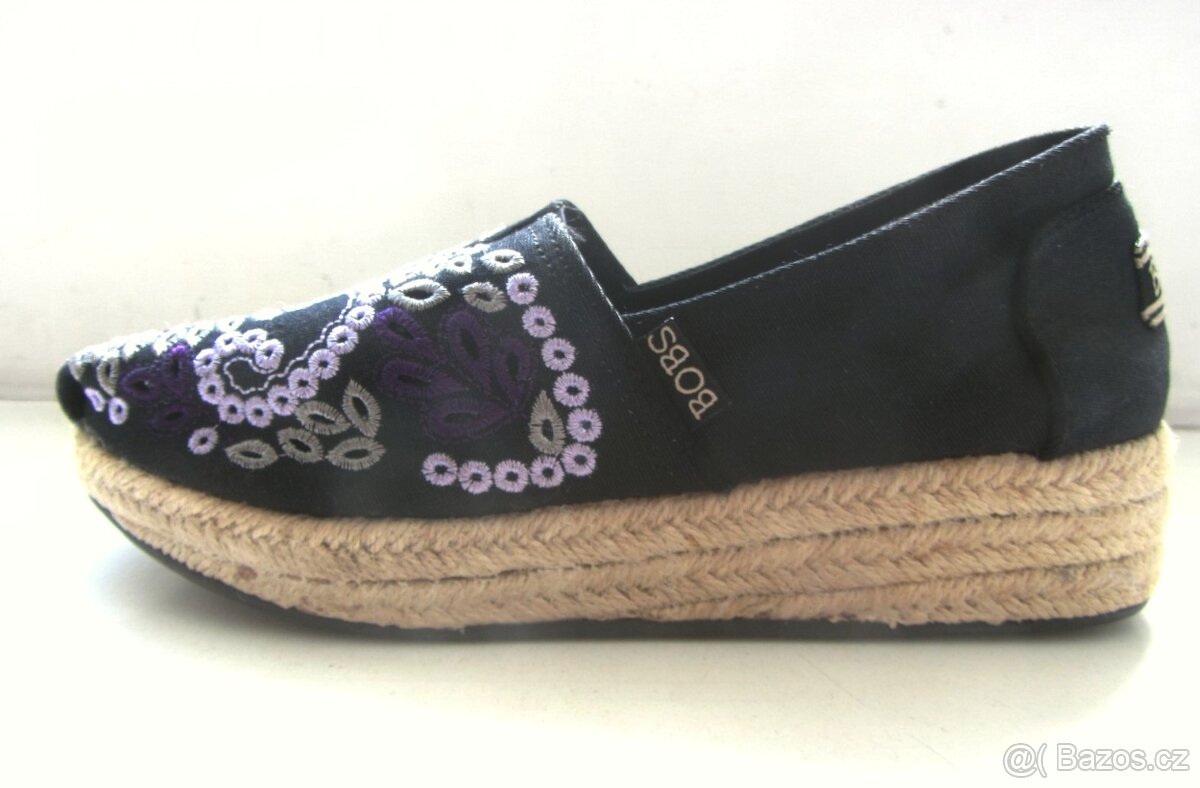 Černé nazouvací boty espadrilky zdobené 36.5 - 4