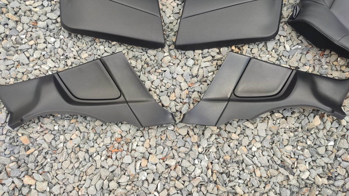 Prodám kompletní kožené sedačky a tapece Mazda RX-8. - 4