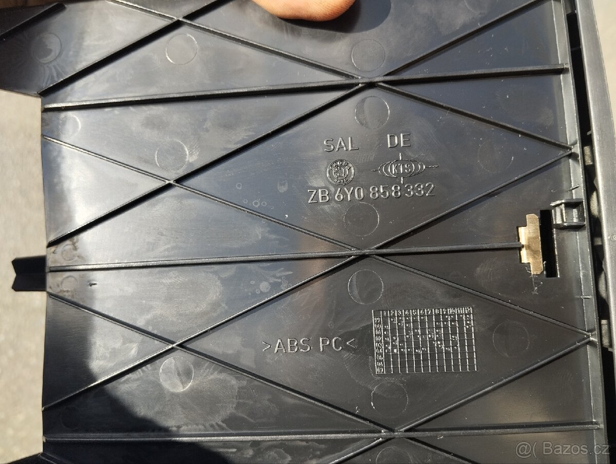 Vysouvací kastlík Škoda Fabia 1 generace - 4