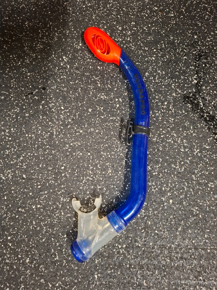 maska a šnorchl - 4