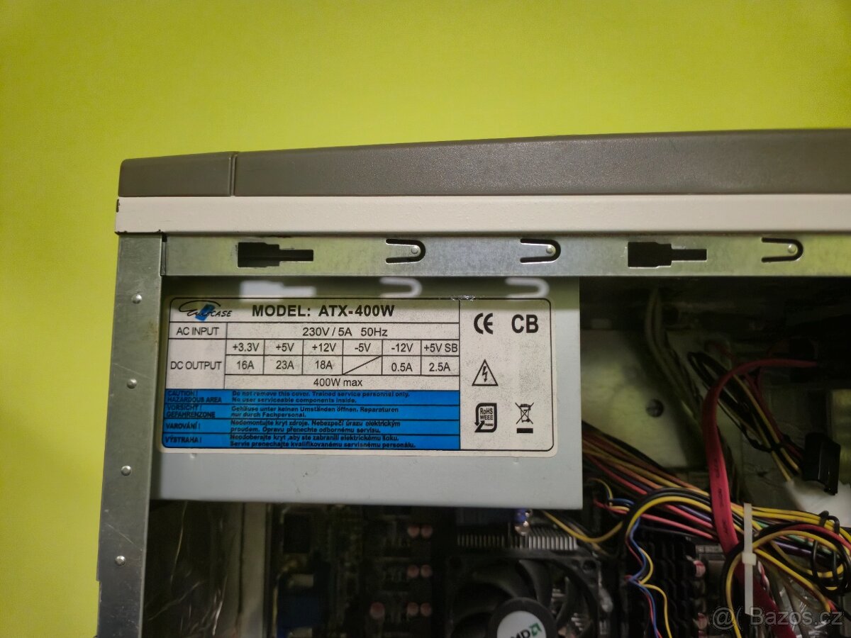 PC na opravu či díly - 4