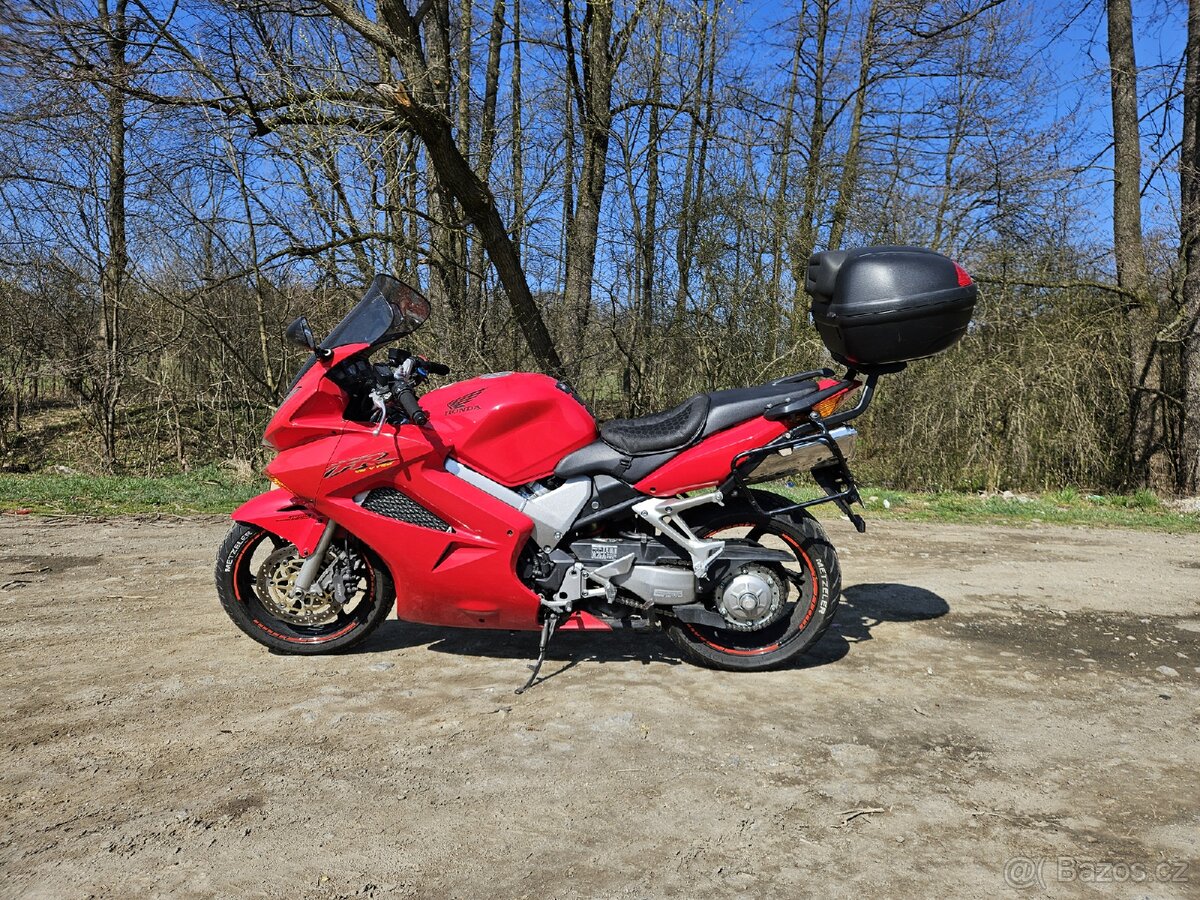 Honda VFR 800 VTEC - 4