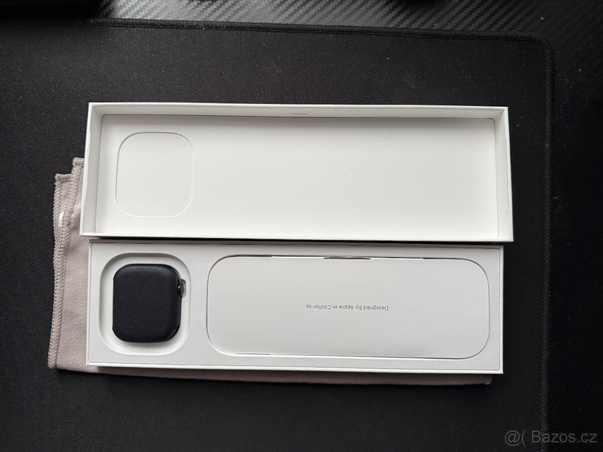 Apple Watch Series 10 – 42 mm (GPS, černý hliník) - 4