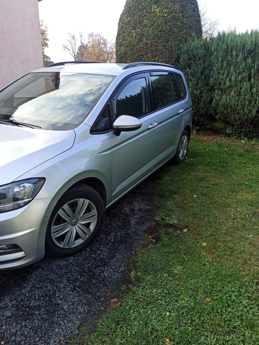Volkswagen Touran 2.0 tdi 110 kw DSG - 4