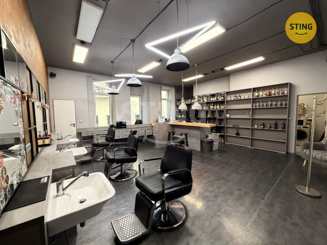 Pronájem plně vybaveného barbershopu – centrum Ostra, 133923 - 4