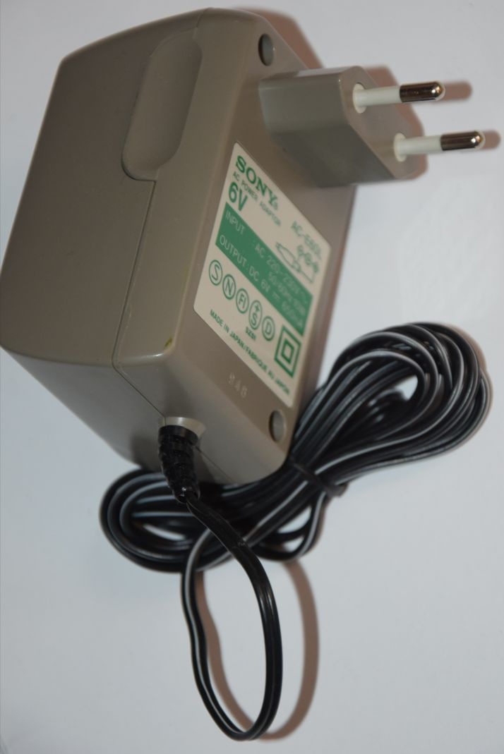 Nabíjecí adaptér original 6V pro minidisc/ discman/DAT/walkm - 4