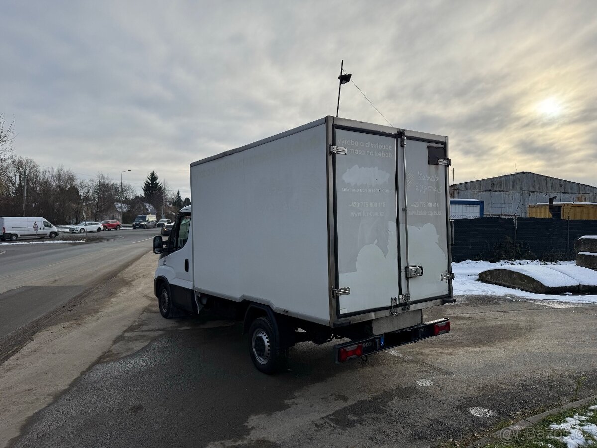 IVECO DAILY 2.3 115 KW SKŘÍN/MRAZÁK ZÁSUVKA NAVIGACE TEMPO - 4