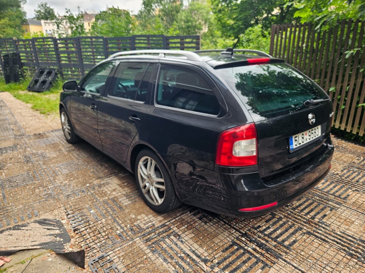 Škoda Octavia 2 FL 1.8TSI Elegance Plus - 4