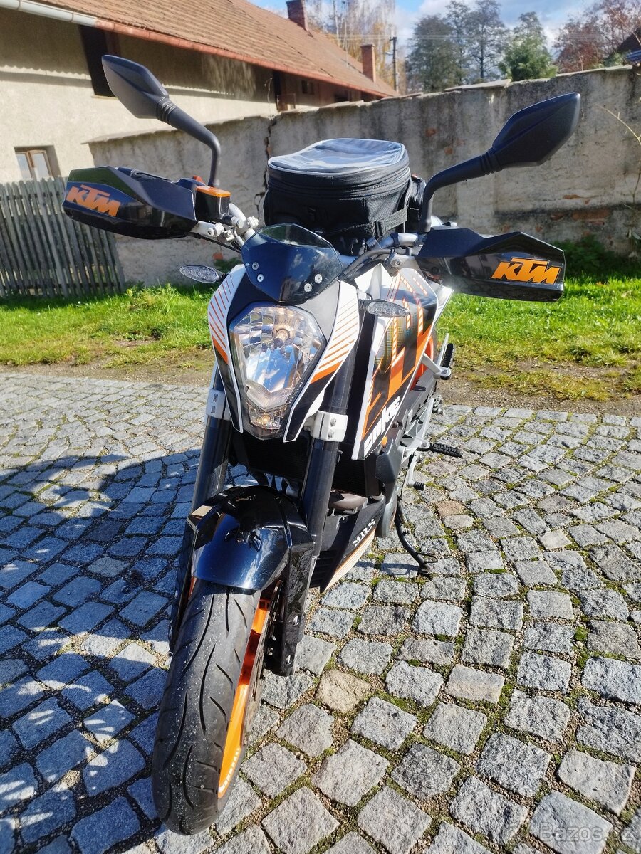 KTM Duke 390 - 4