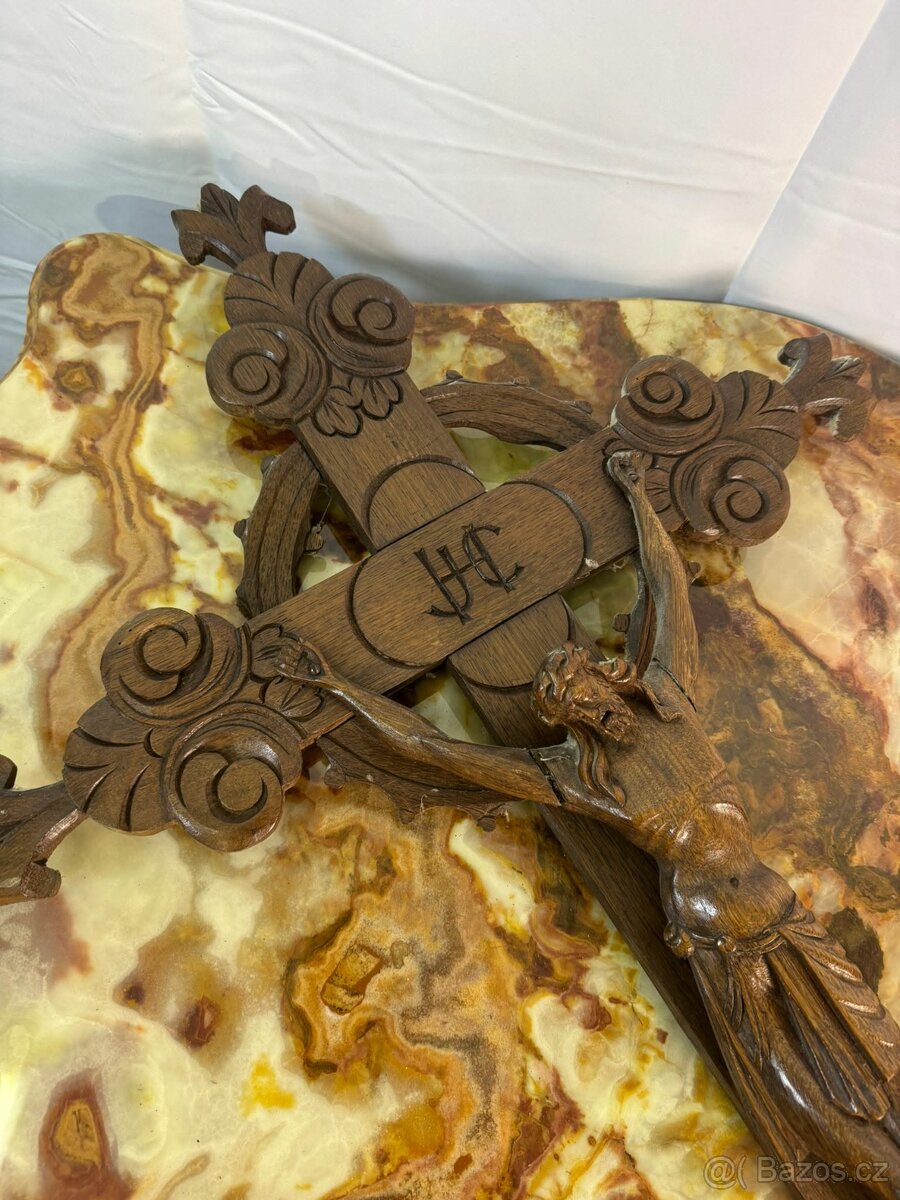 Dřevěný kříž / krucifix (135043) - 4