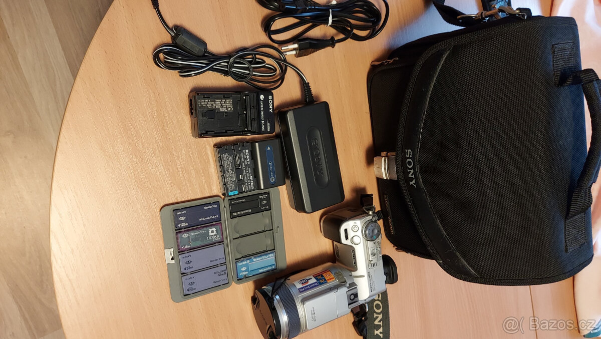 Sony F717 digi zrcadlovka - 4