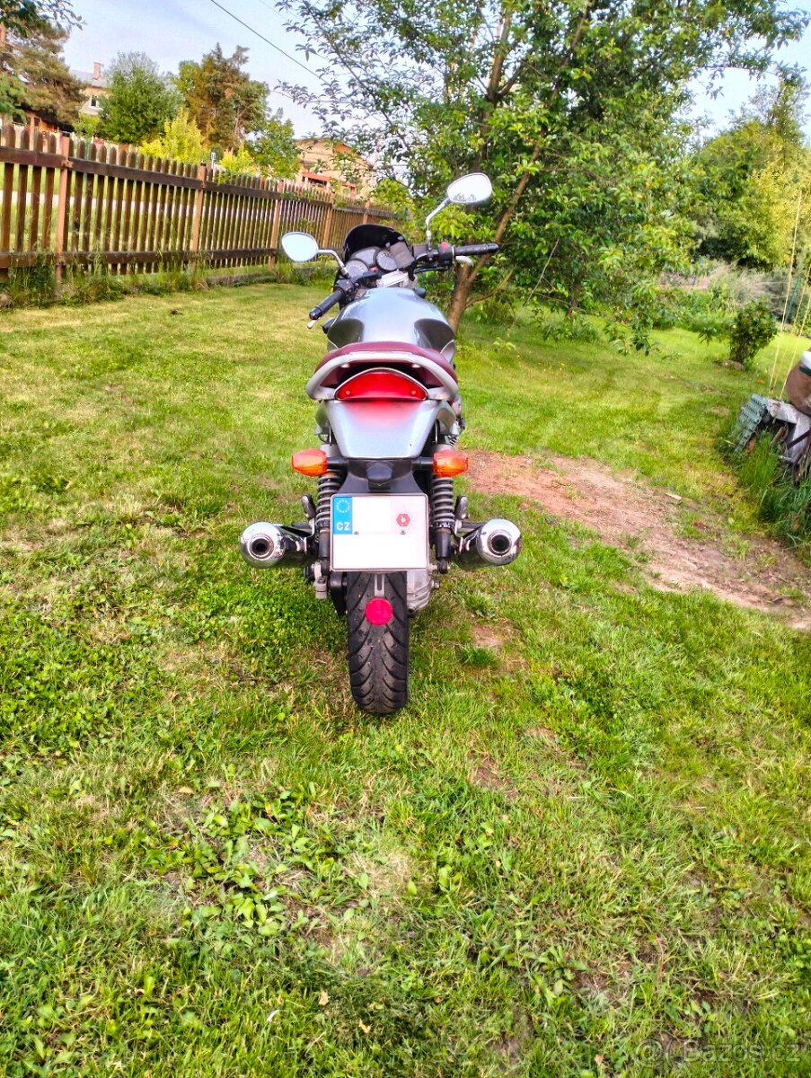 Moto Guzzi Breva 750 ie - 4