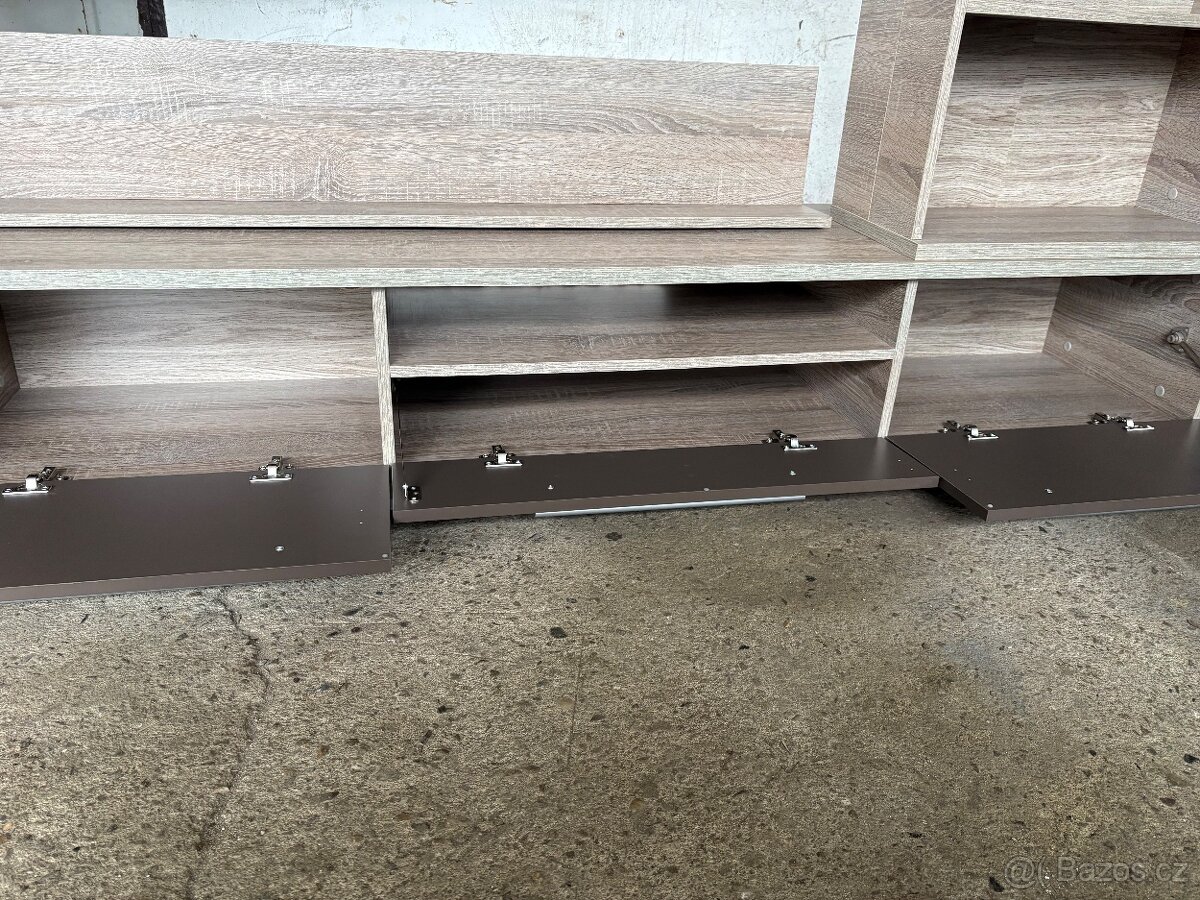 Obývací stěna - 4