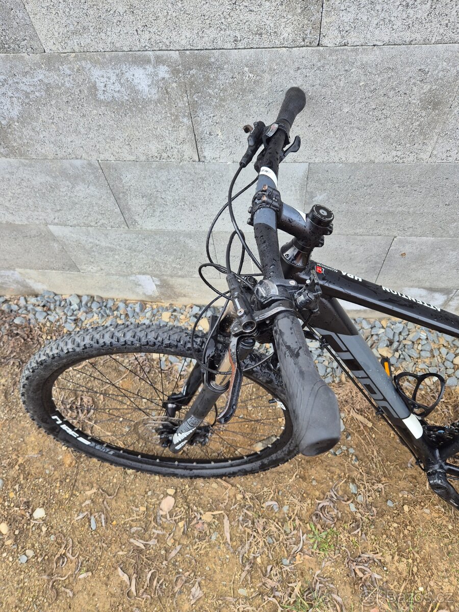 MTB - Cube Attention, L, vel. 29 - 4