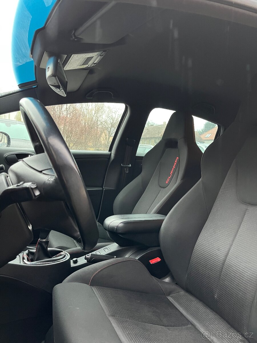 Seat Leon Cupra - 4