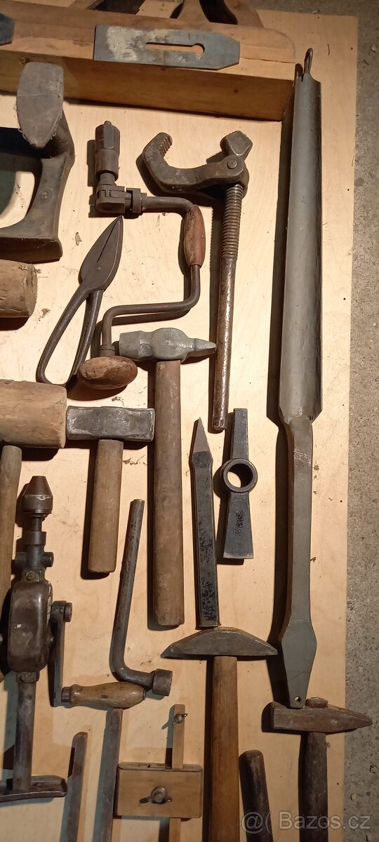 Klempířské , Truhlářské nářadí. - 4