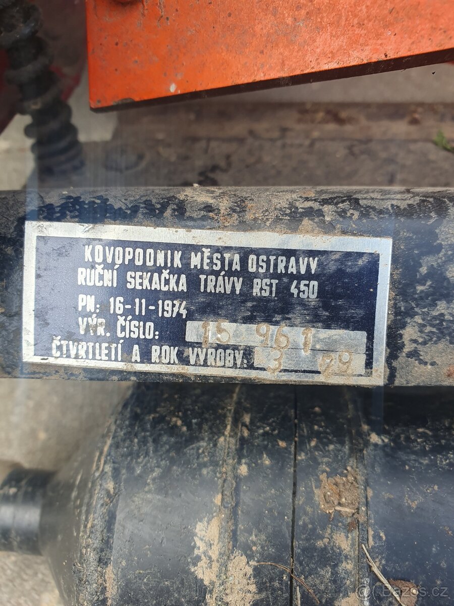 Ruční / sekačka / tráva / RST 450 - 4