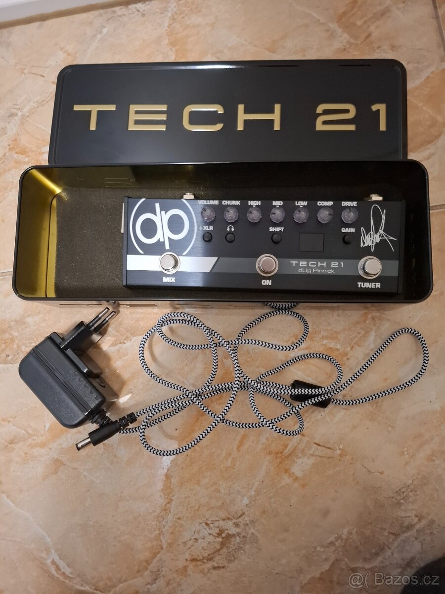 Baskytarový předzesilovač TECH 21 - 4