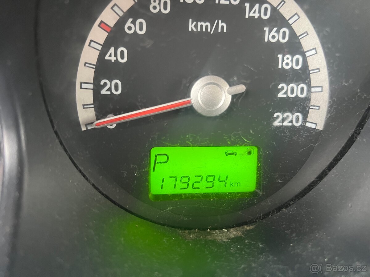 Kia Sportage 2.0 CRDi, r. 2006 – automat - 4