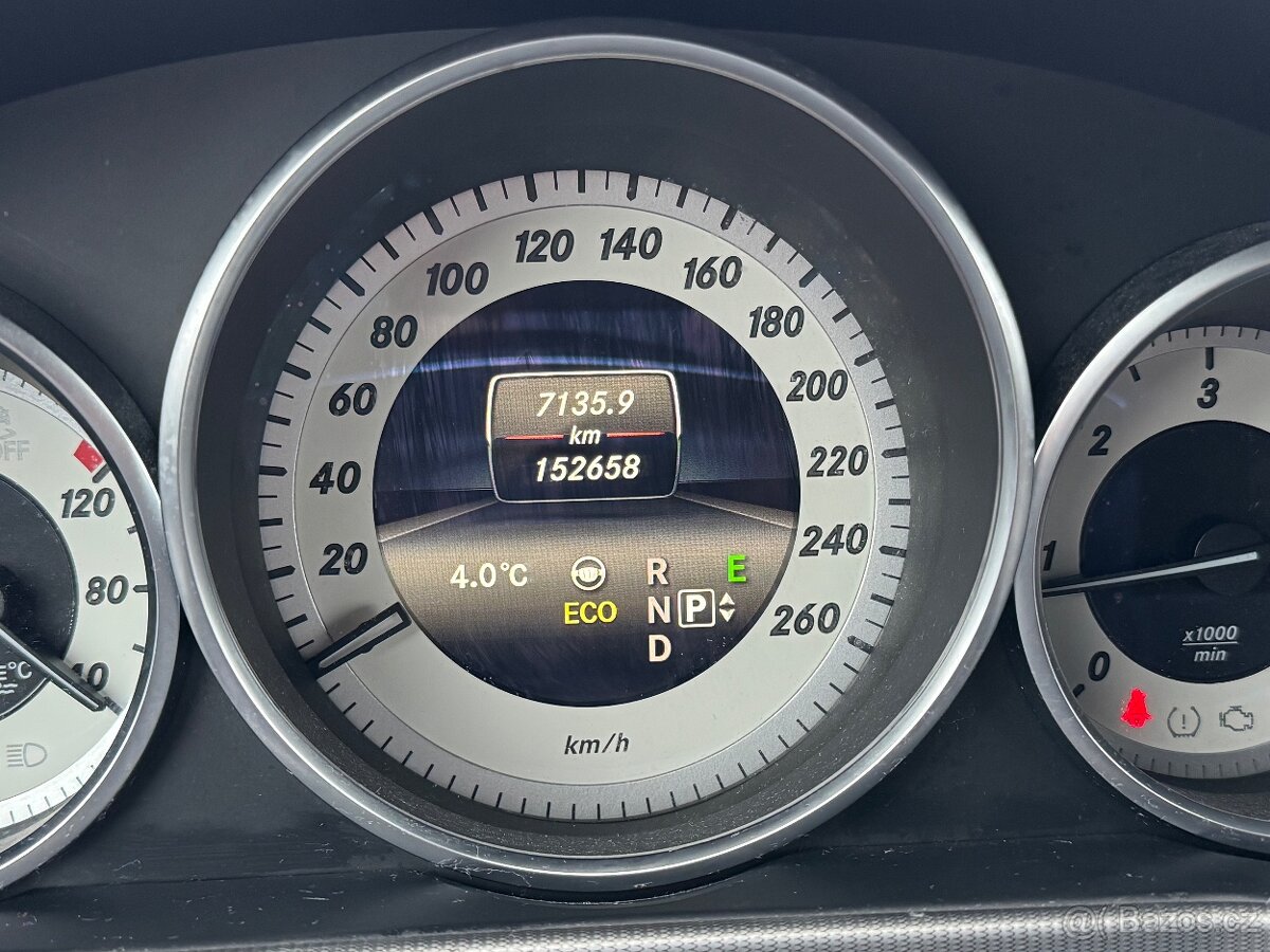 Mercedes benz E250 - 4