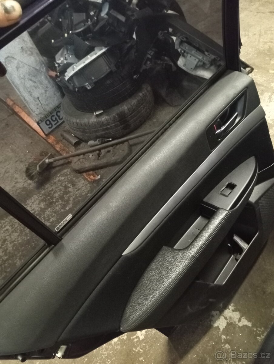Dveře Subaru Legacy 2011 - 4