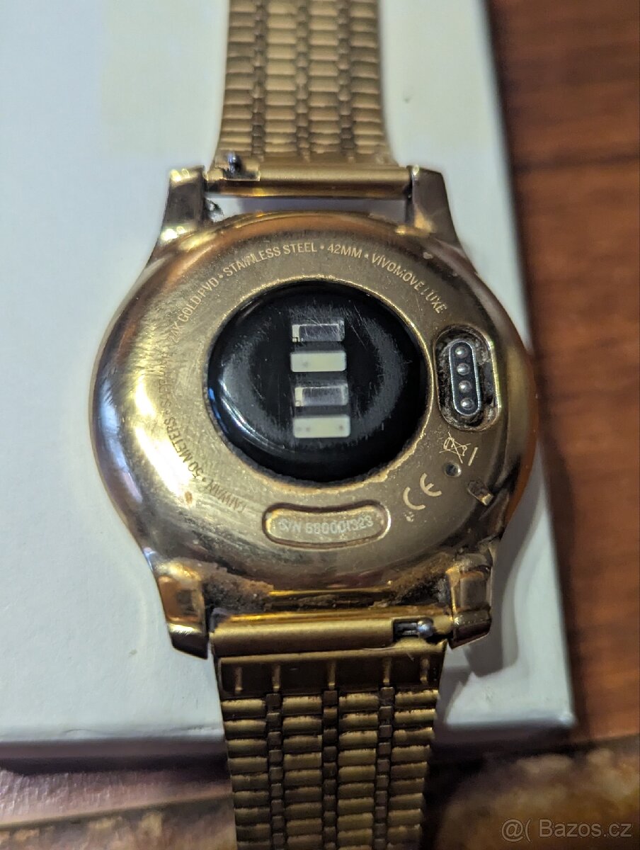 Garmin Vivomove Luxe Gold - 4
