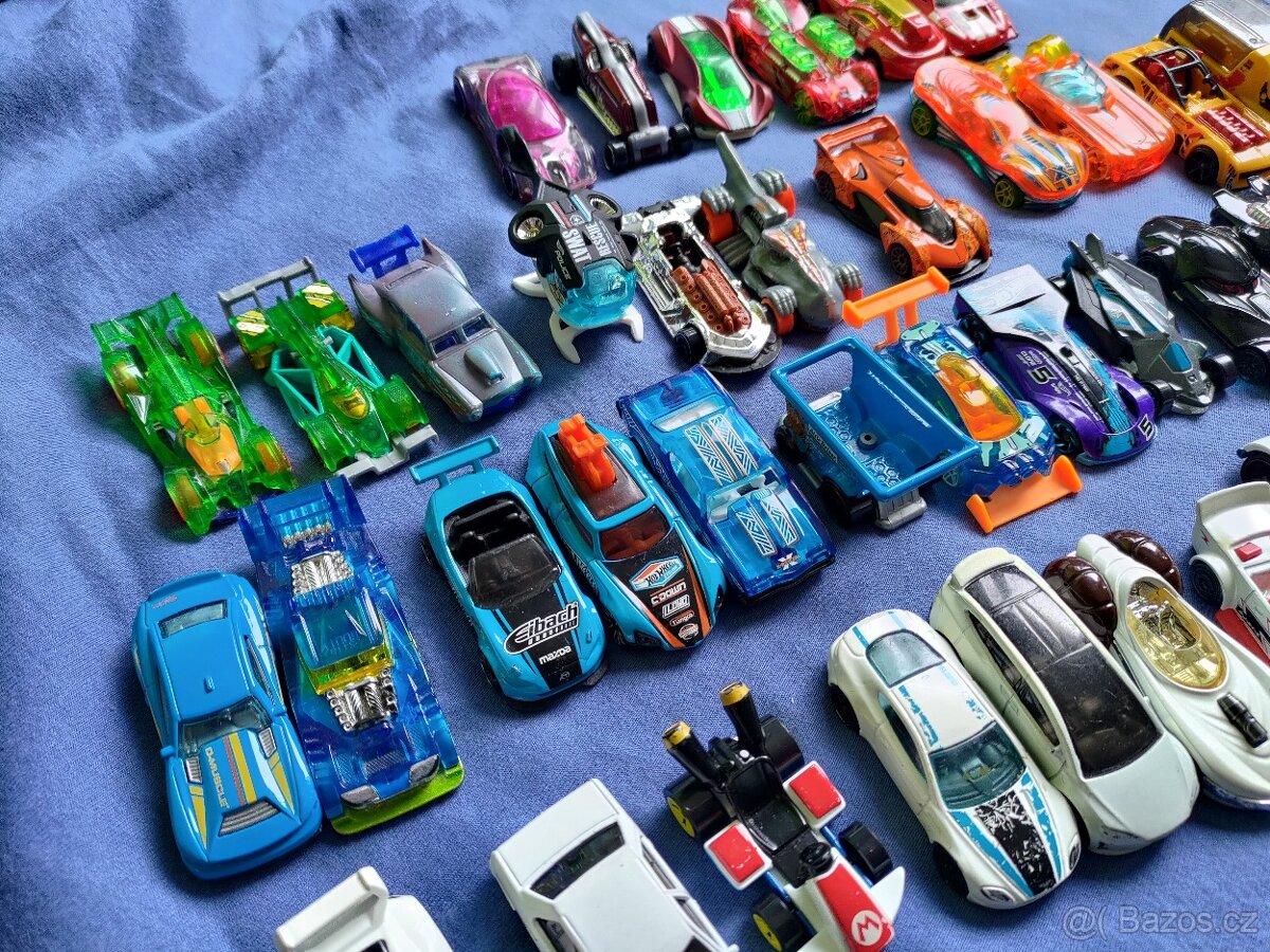 Hot Wheels - 4