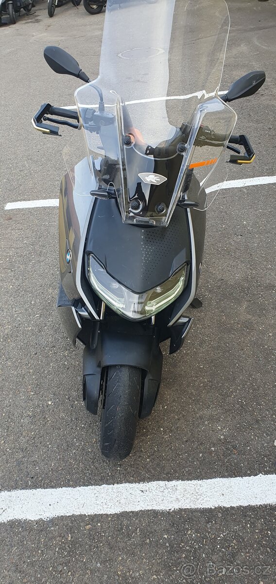 Bmw ce 04 2022 SOH 97% - 4