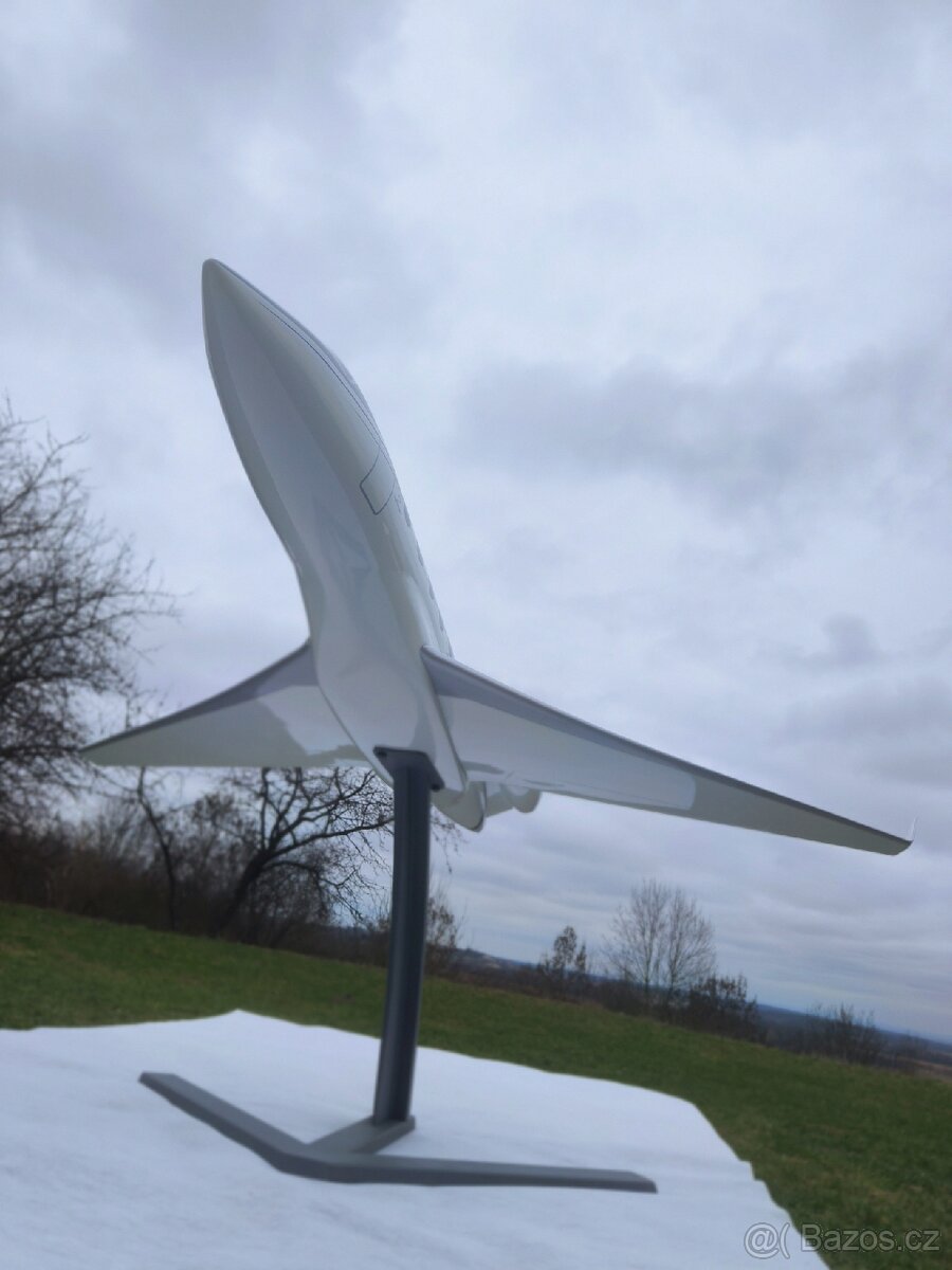 Model tryskáče Gulfstream G650 v měřítku 1:10 - 4