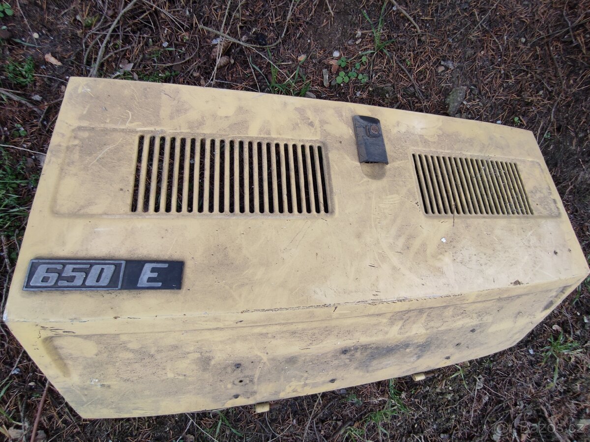 Zadní kapota na Malucha - 4