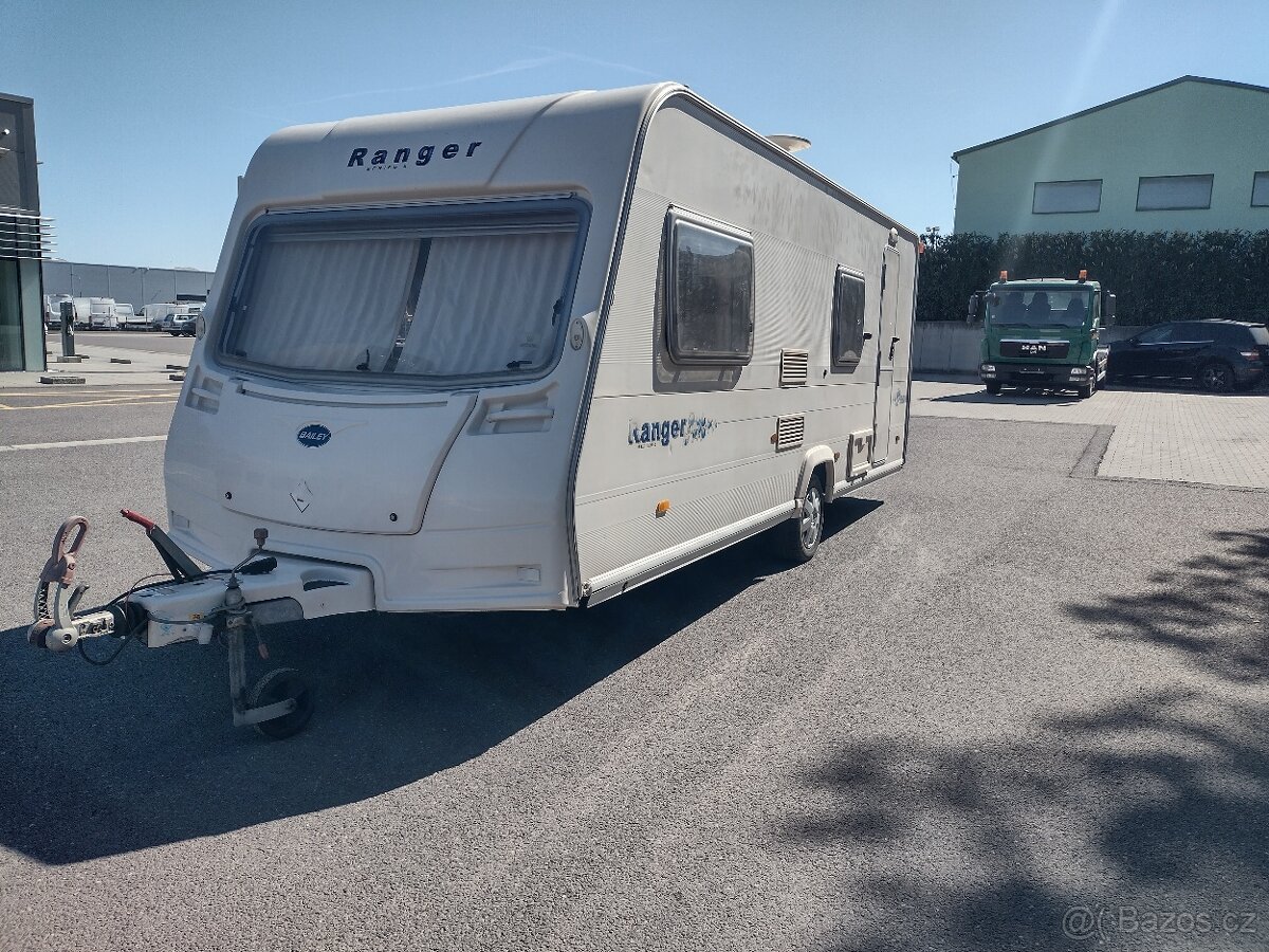 Karavan Bailey Ranger 550 ---6osob - 4