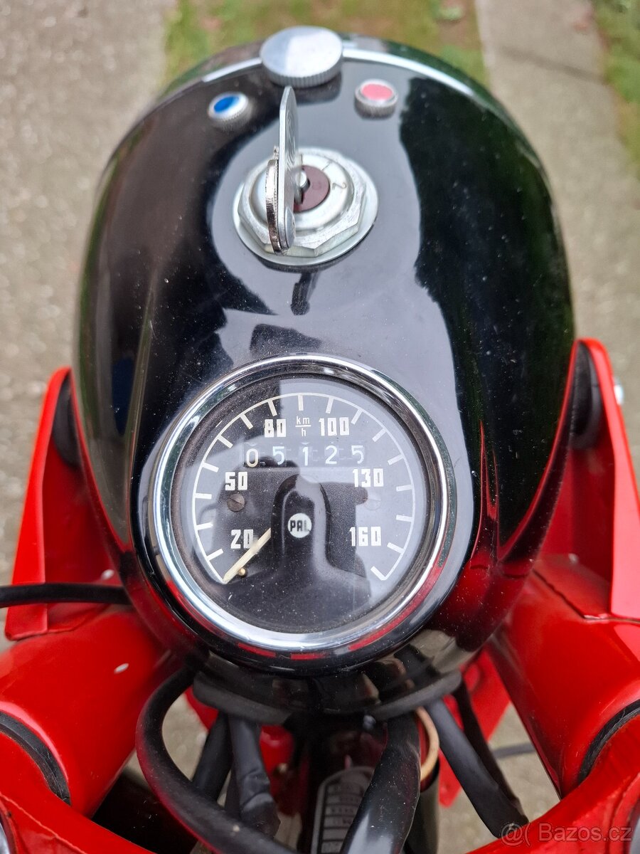 JAWA 350/362 Californian - 4