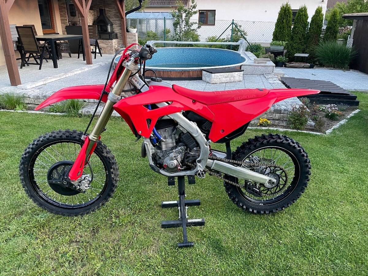 Honda crf 250 rok 2023