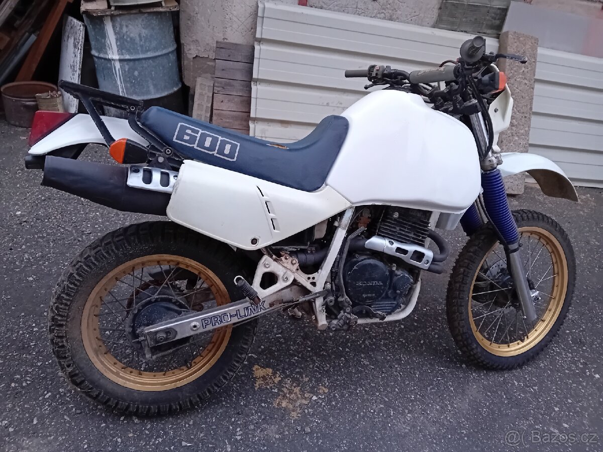 HONDA XL 600