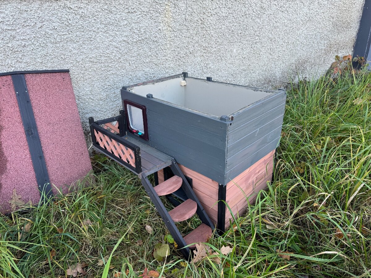 Dvoupatrový kočičí domeček - 4