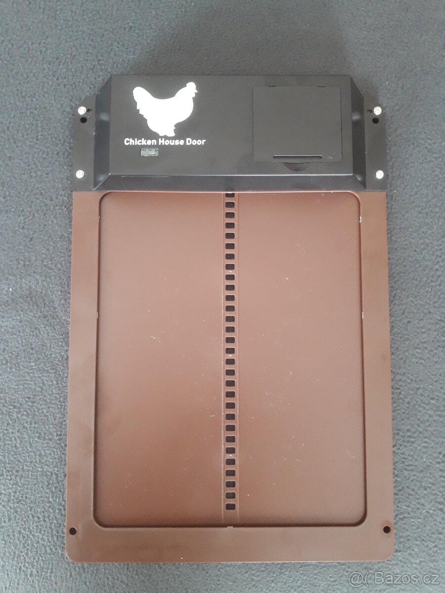 Automatická dvířka kurníku na světlo, nová. - 4